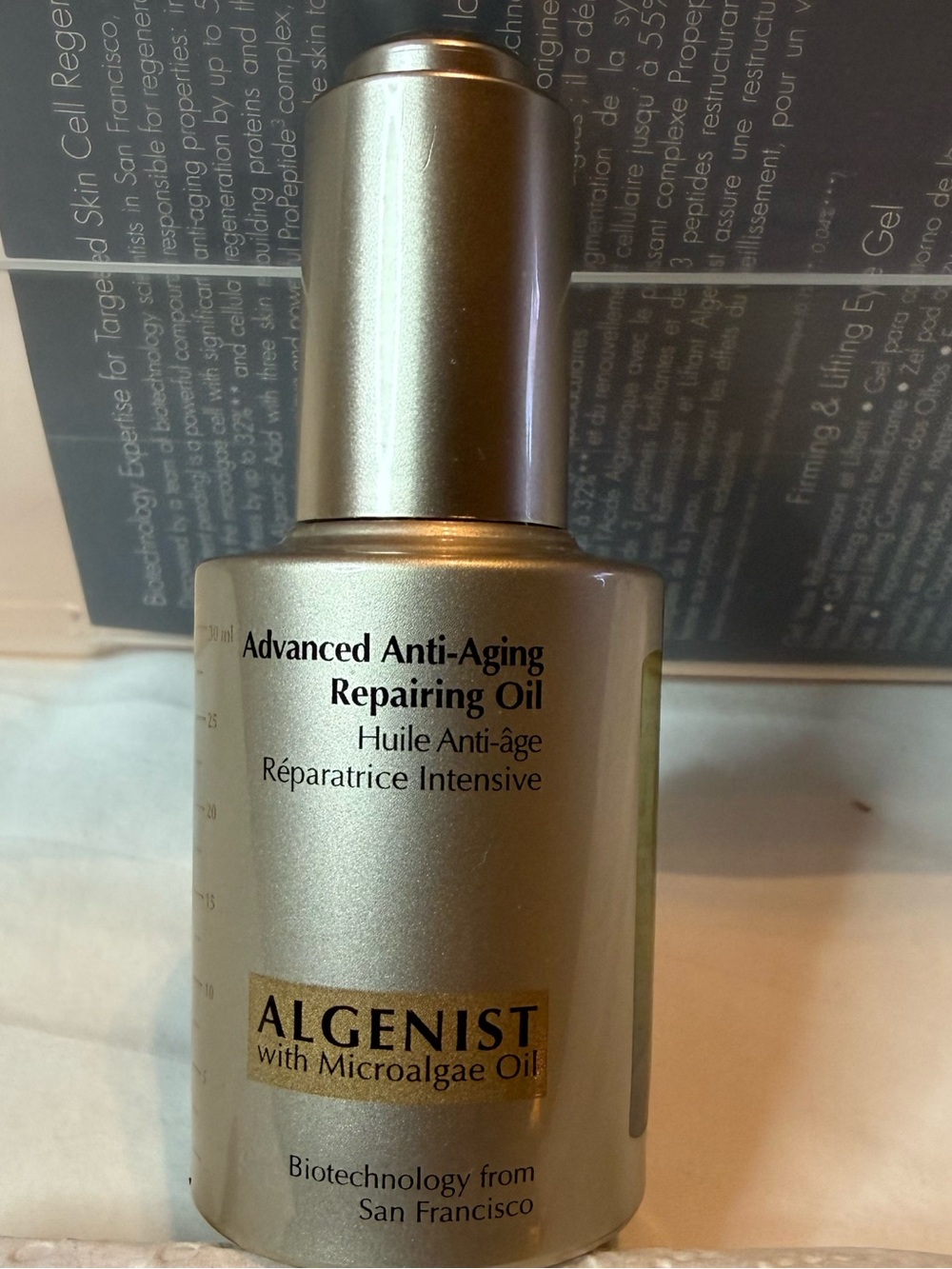 Algenist Advanced Anti-Aging Repairing Oil (1 fl oz / 30 ml). NWOB